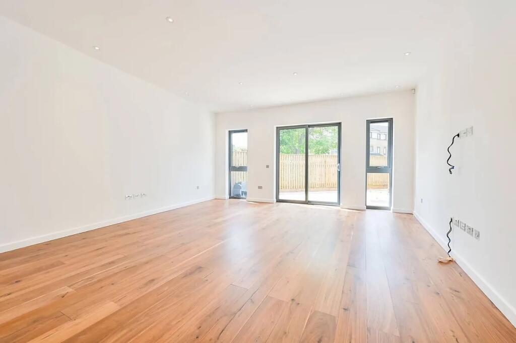 Main image of property: Gunnersbury Mews, Chiswick, W4