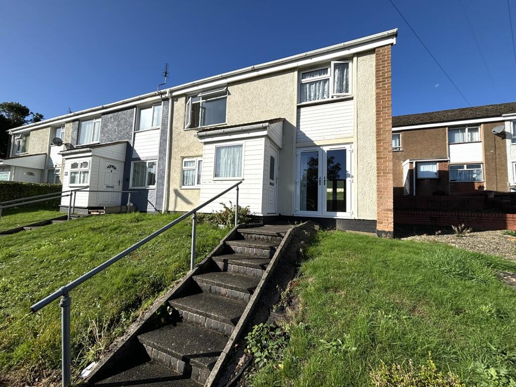 Main image of property: The Roundabout, Longbridge, B31