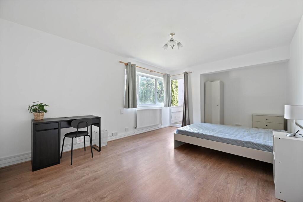 Main image of property: Holmes Court, Paradise Road, London SW4 6QJ