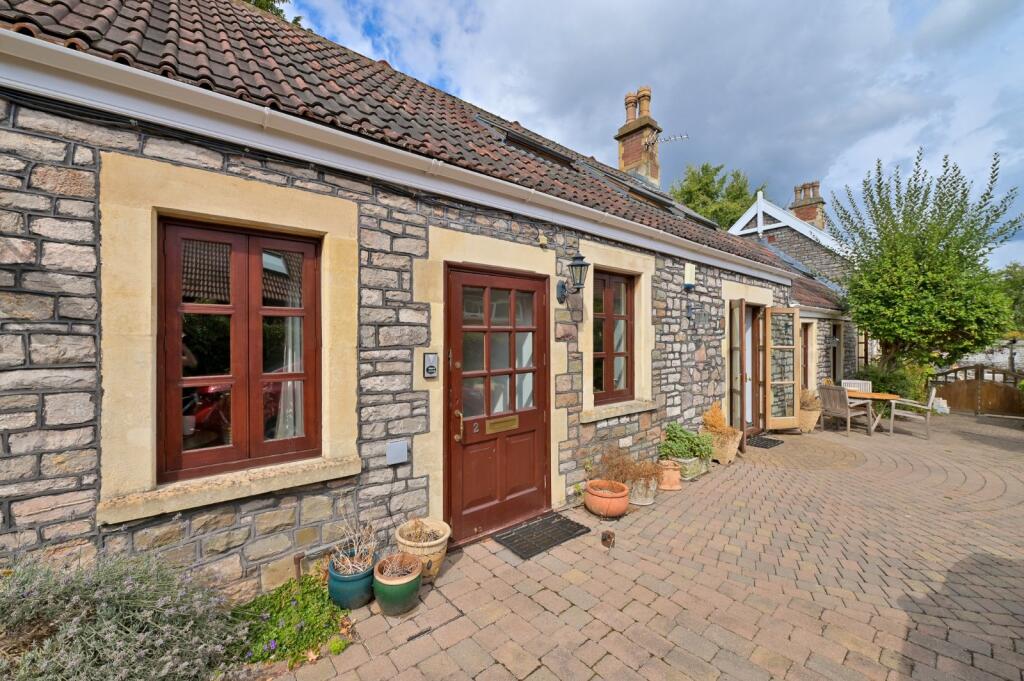 Main image of property: 2 Bannerleigh Cottages, Bannerleigh Road, Bristol, Somerset, BS8