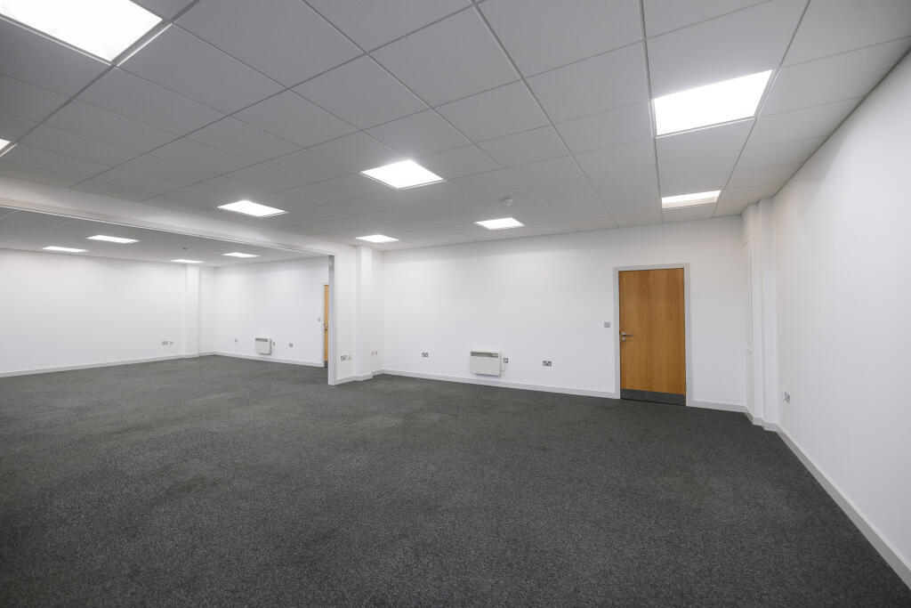 1000 sqft office