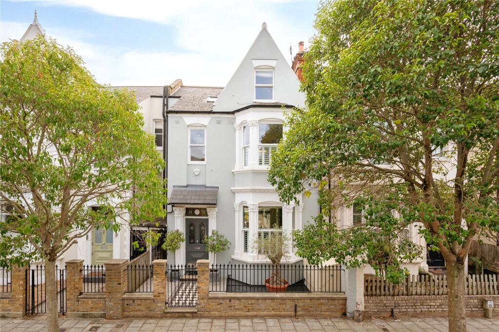 Main image of property: Elms Crescent, Abbeville Village, SW4