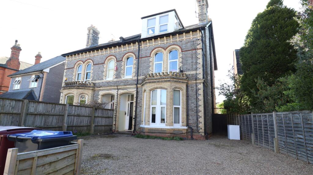 Main image of property: Eastern Avenue, Reading, Berkshire