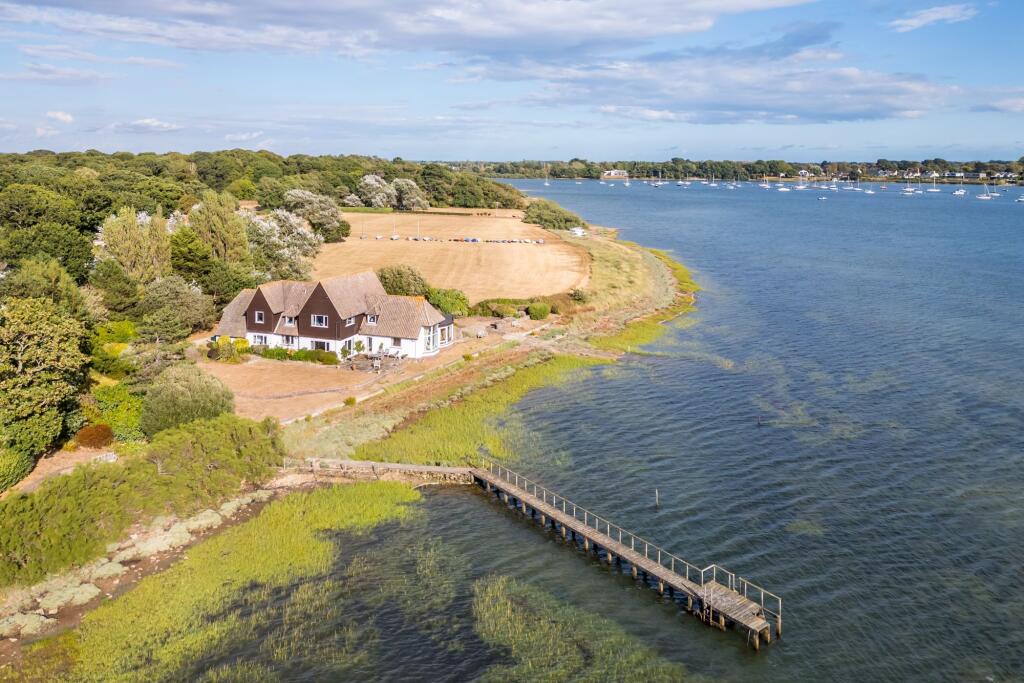 Main image of property: Bosham Hoe, Bosham, PO18