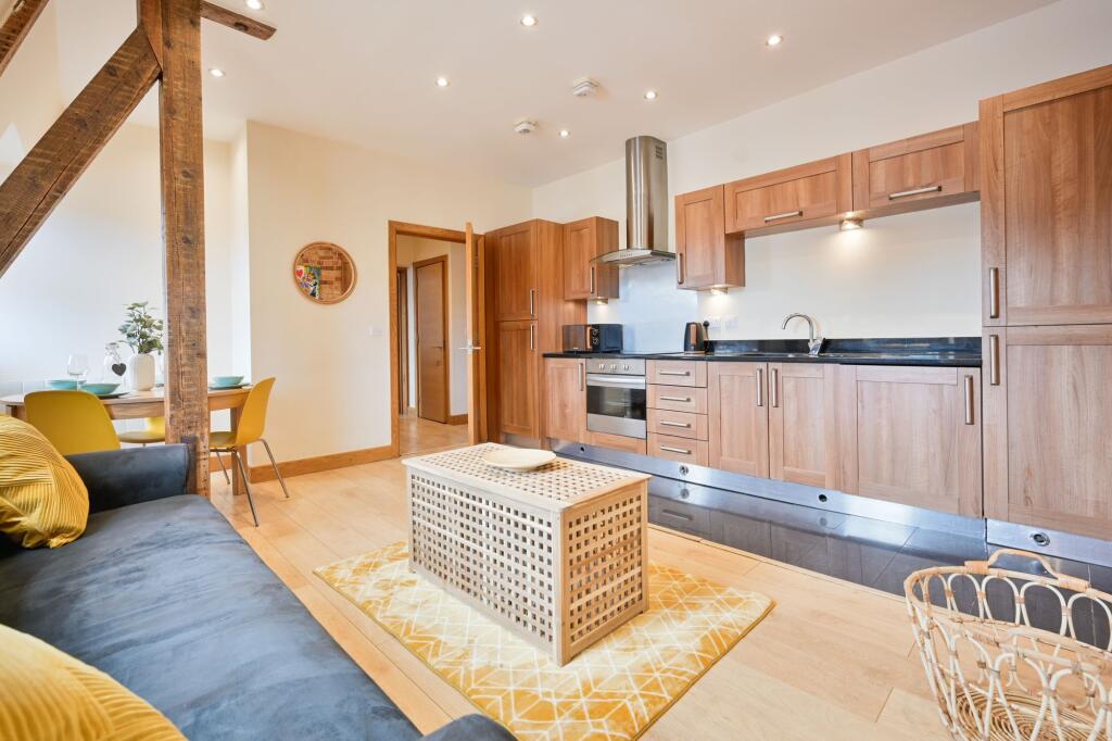 Main image of property: 105-107 Old Christchurch Road, Bournemouth, BH1