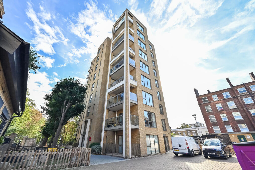 Main image of property: St Clements Avenue, Bow, London, E3