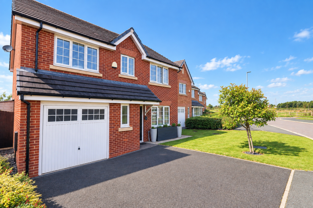 Main image of property: Rosemary Place, Clifton, Preston, PR4