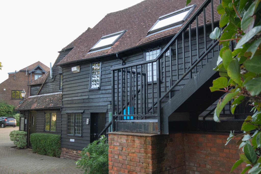 Main image of property: Alexandra House, Waverley Lane, Farnham, Surrey