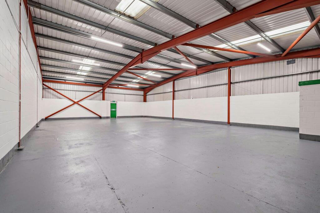 8525981interior01800.jpg