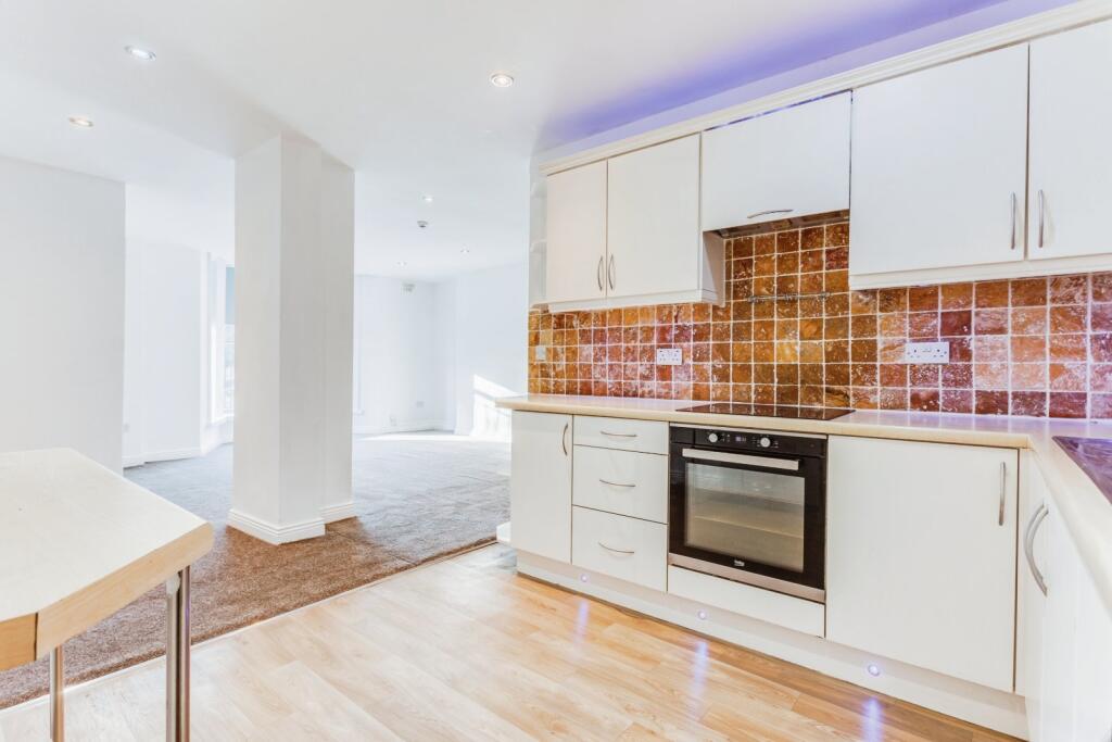 Main image of property: Doncaster Road, Wakefield, West Yorkshire, WF1