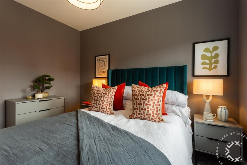 Main image of property: Casa Vista Park, Glasgow, G33