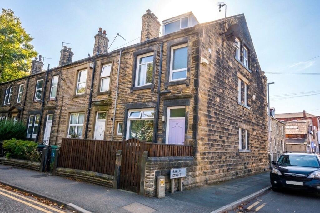 Main image of property: Fountain Street, Morley, Leeds, West Yorkshire