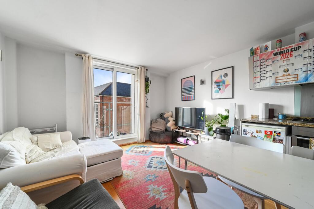 Main image of property: Enfield Road, London, N1