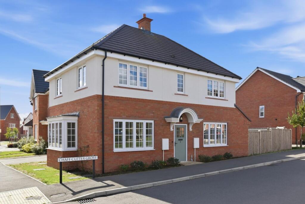 Main image of property: Chaff Cutter Grove, Stratford-upon-Avon