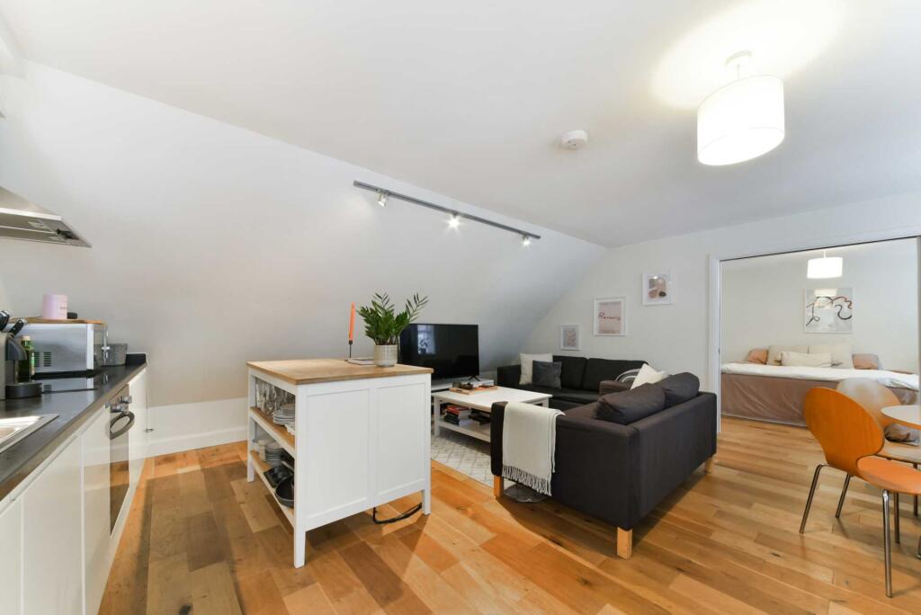 Main image of property: Fulham High Street, Fulham SW6