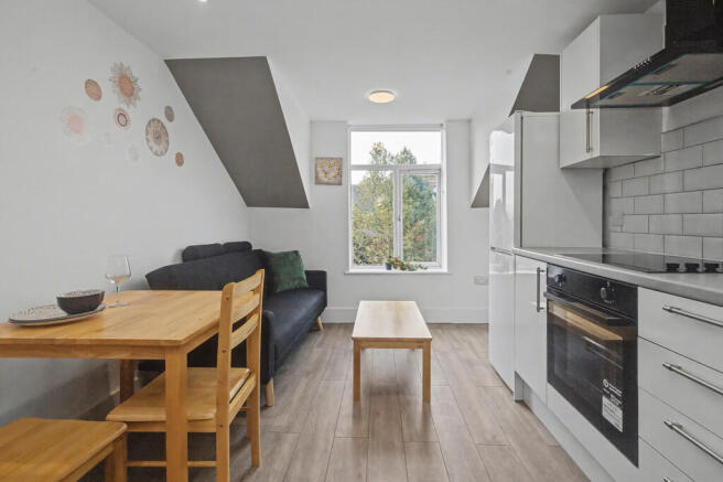 Flat 5 - Kitchen ...