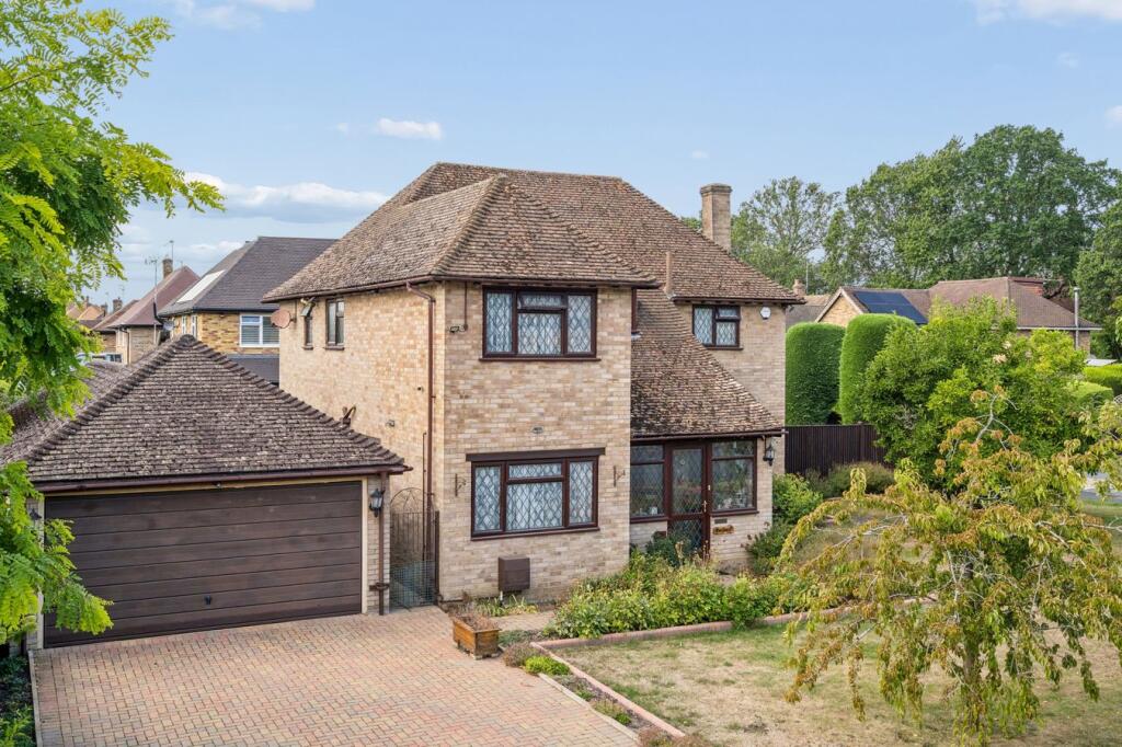 Main image of property: Rosewood Way, Farnham Common, SL2