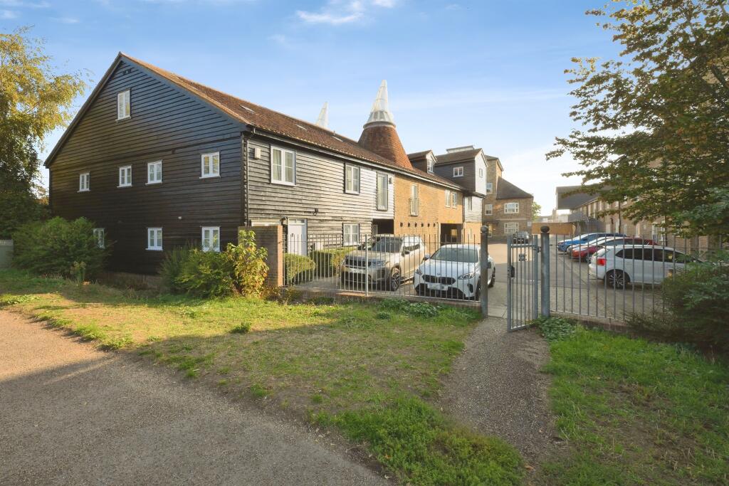 Main image of property: Buryfield Maltings, Ware