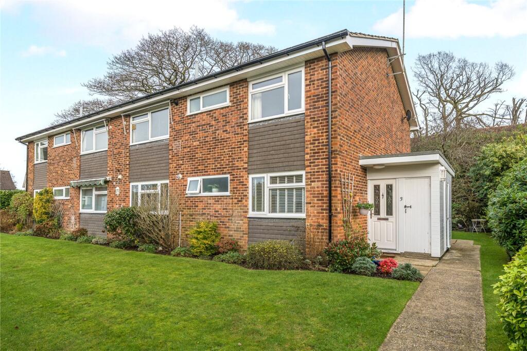 Main image of property: The Avenue, Grayshott, Hindhead, Hampshire, GU26
