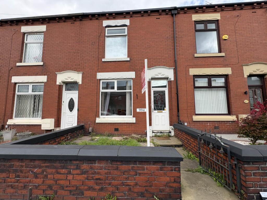 Main image of property: 994 Middleton Road, Chadderton, OL9 9SA