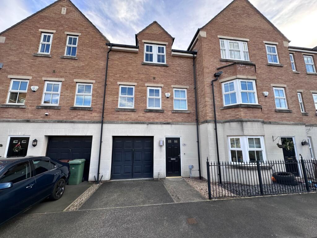 Main image of property: Ashworth Square, Wakefield, West Yorkshire