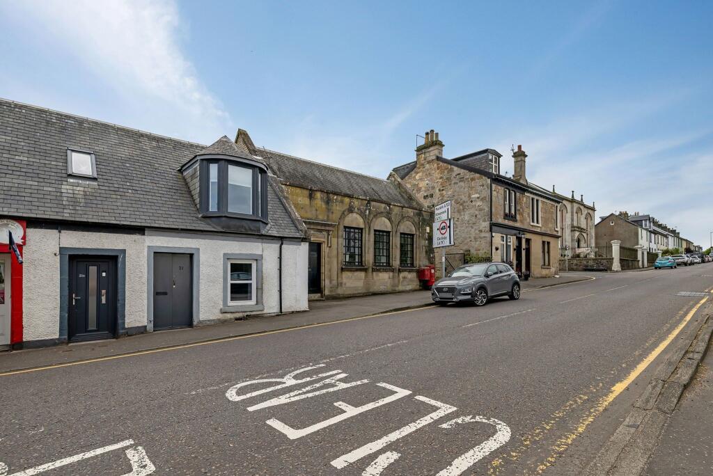 Main image of property: 21 Townhead Street, Strathaven, ML10 6AB