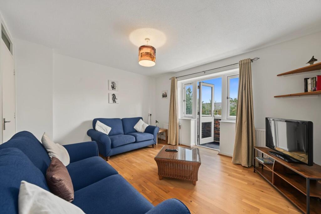 Main image of property: Highbury Grange, N5