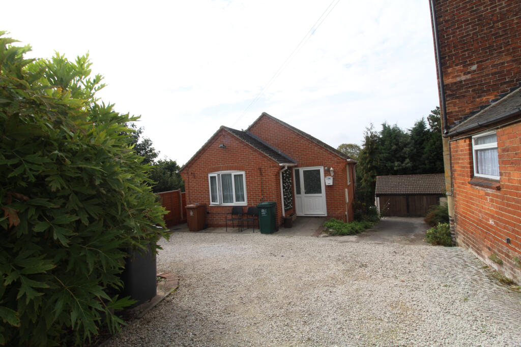 Main image of property: High Street, Swadlincote, DE11 0EA