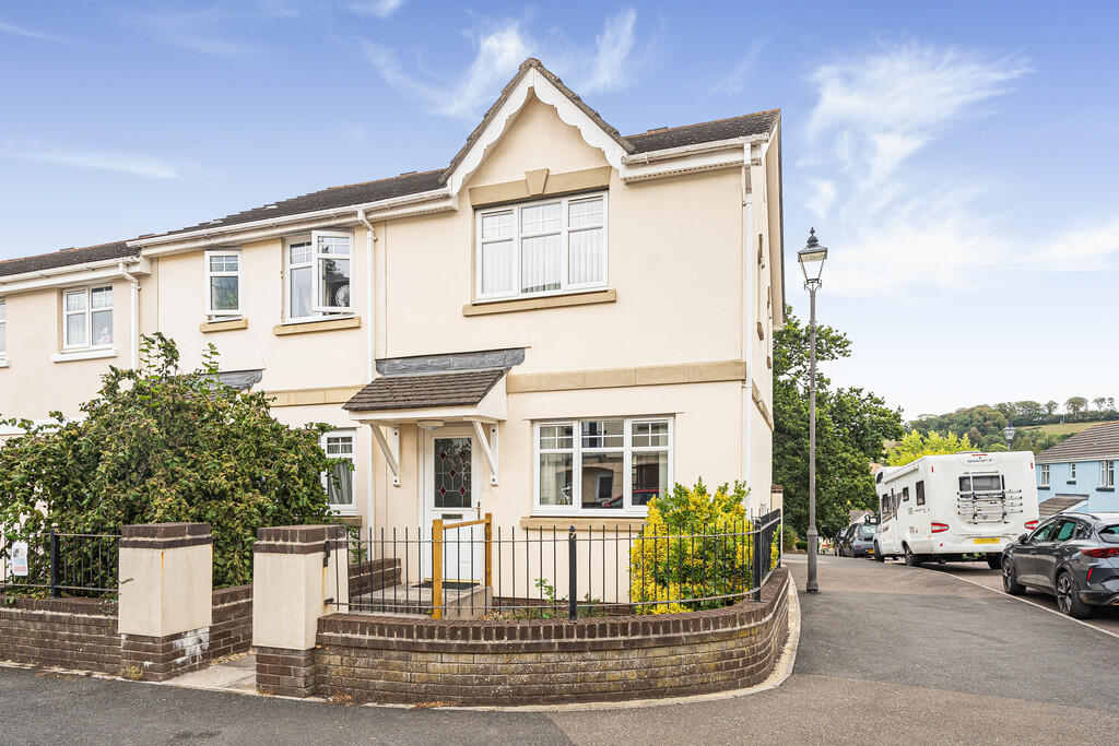 Main image of property: Chestnut Crescent, Chudleigh