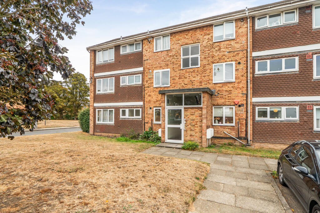 Main image of property: Woodington Close, London