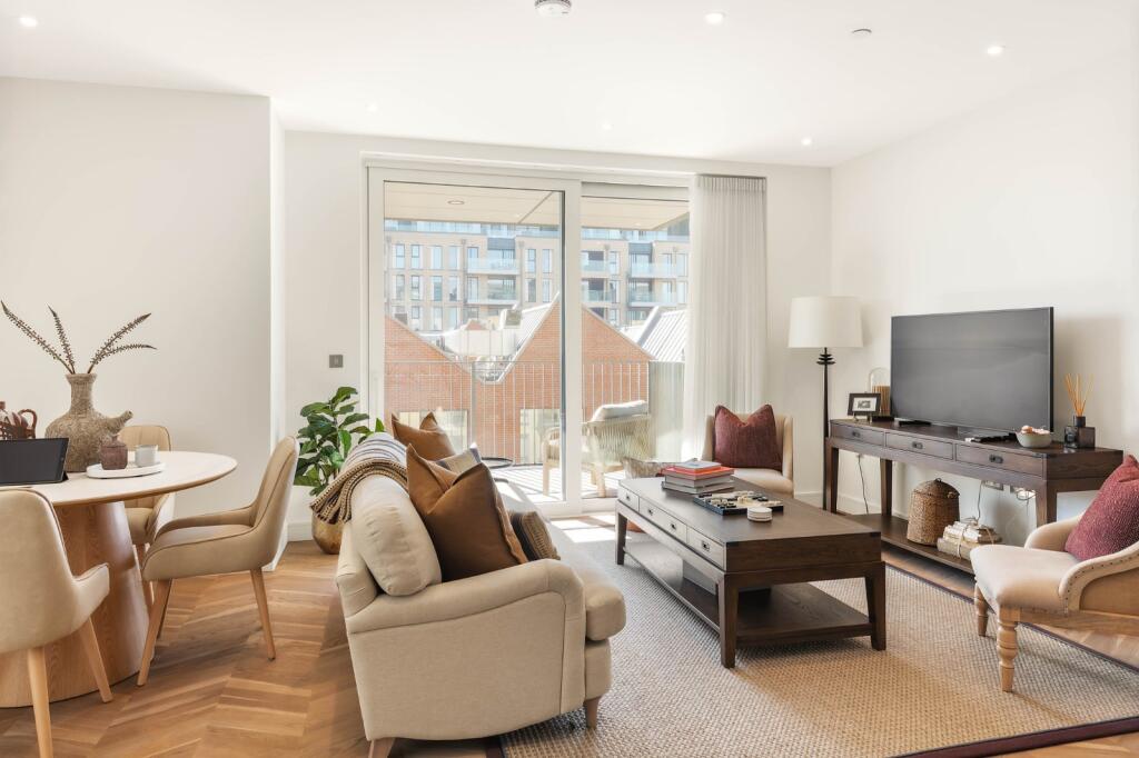 Main image of property: Central Avenue, London