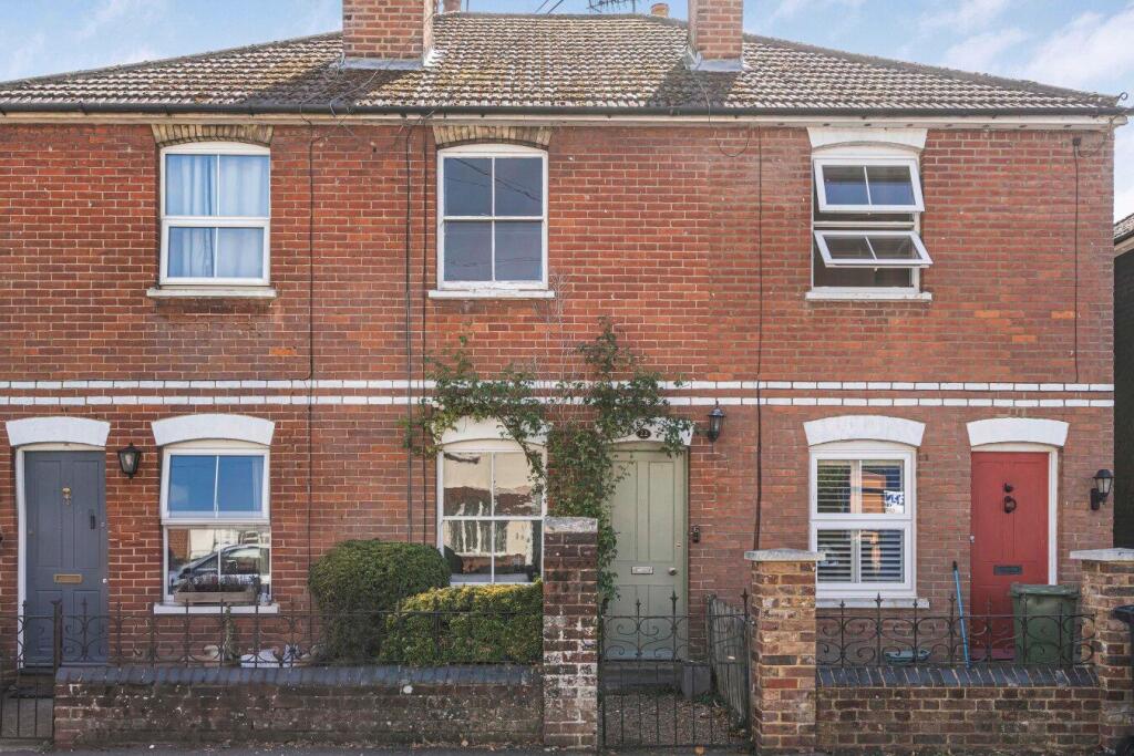Main image of property: Station Road, Shalford, Guildford, GU4 8HB