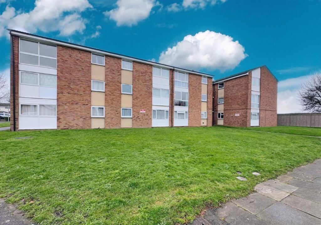 Main image of property: 7 Colne Court, East Tilbury, Tilbury, Essex, RM18 8RE