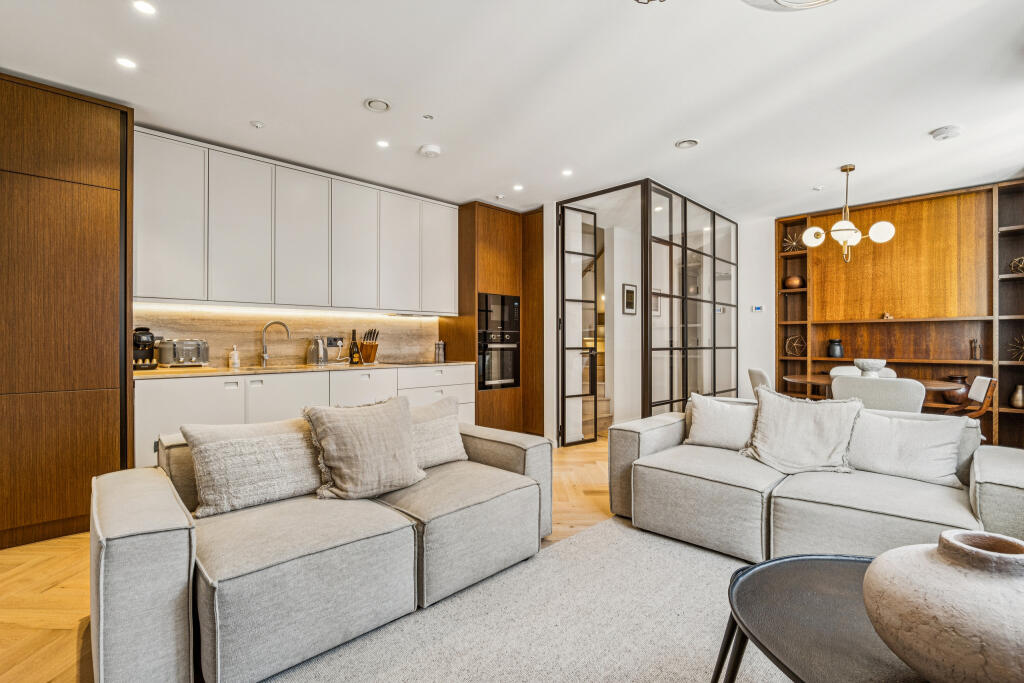 Main image of property: Stukeley Street, Seven Dials WC2
