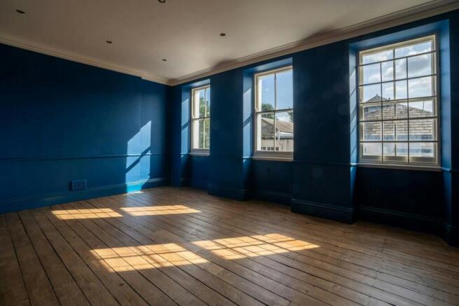 1st Floor Townhouse