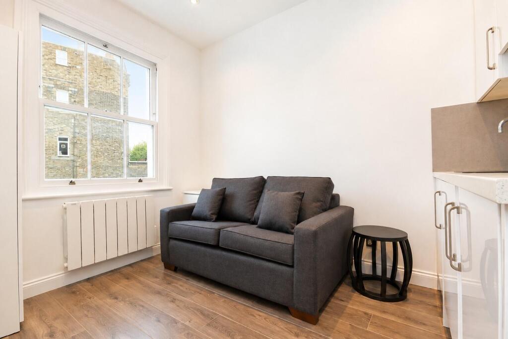 Main image of property: Earl's Court Road, London