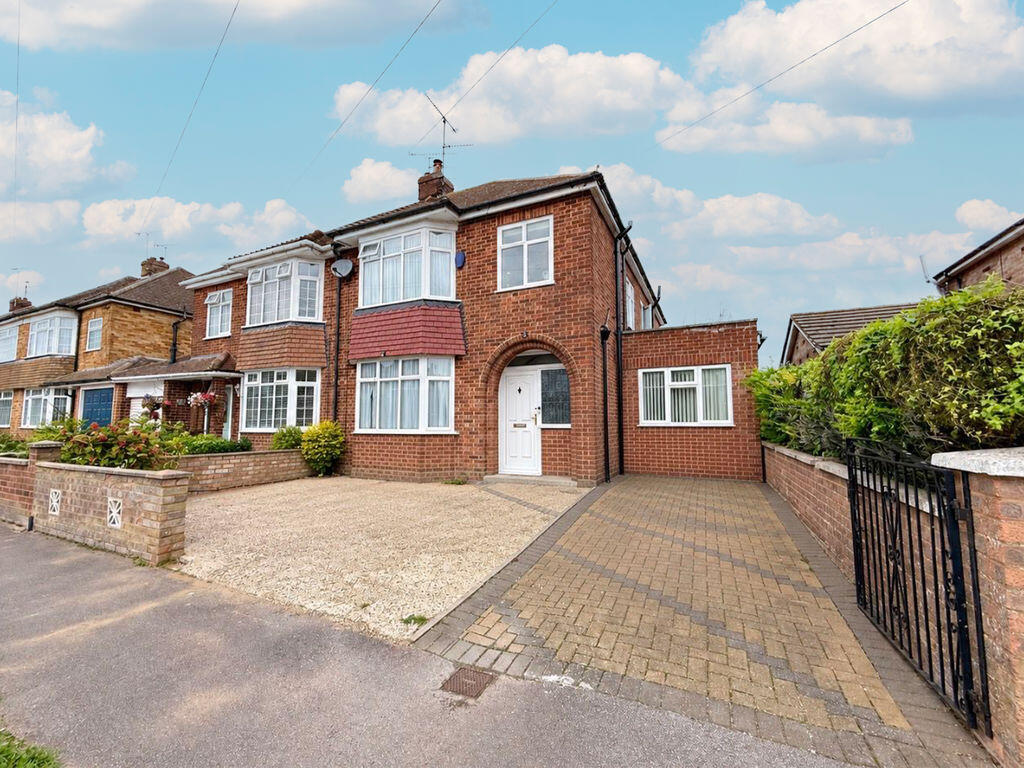 Main image of property: Leafields, Dunstable