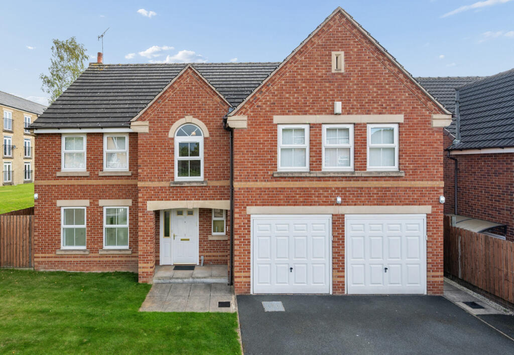 Main image of property: Stoneleigh Way, Shadwell Lane, Leeds
