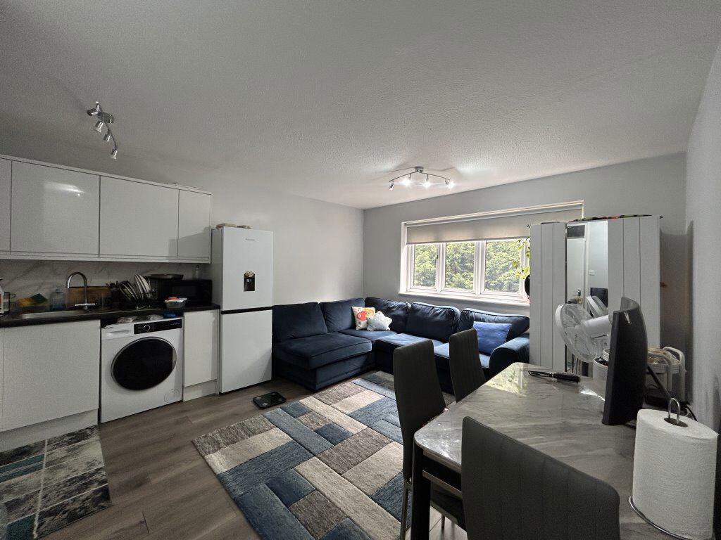 Main image of property: Mulberry Close, Luton, Bedfordshire