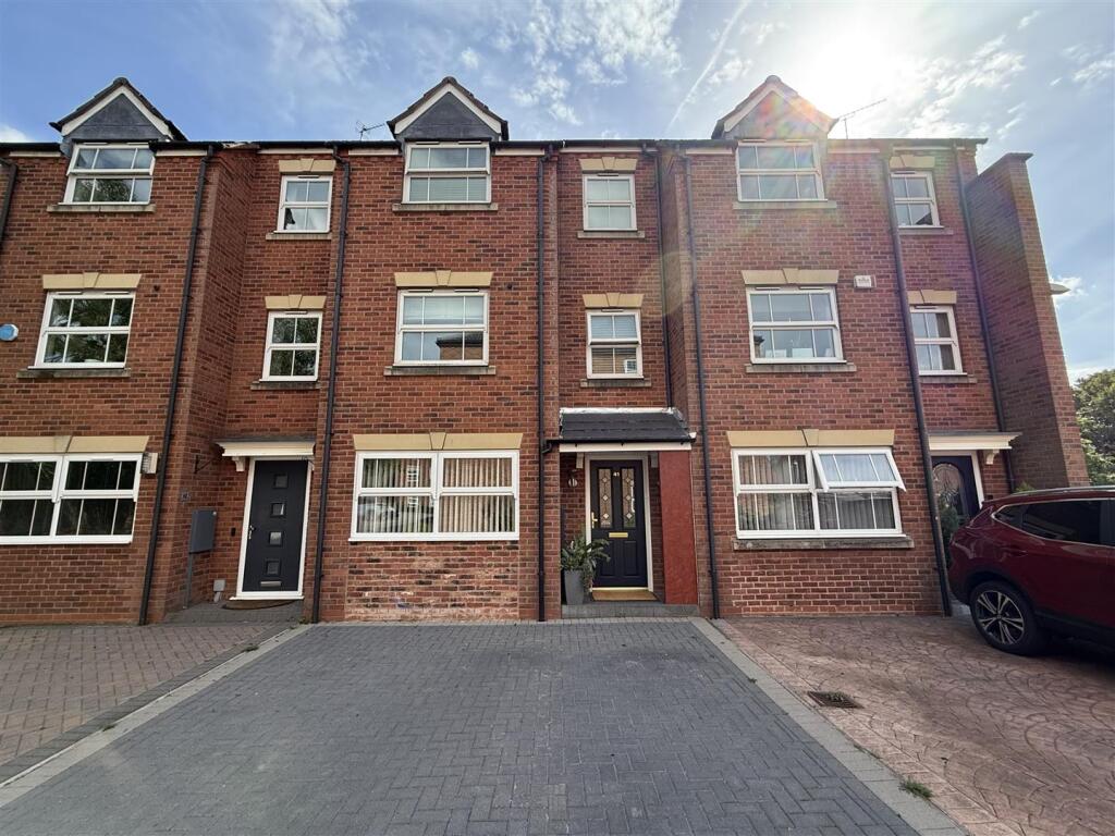 Main image of property: Clarkson Close, Nuneaton