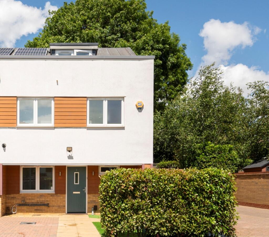 Main image of property: Meadowview Road, Raynes Park, SW20