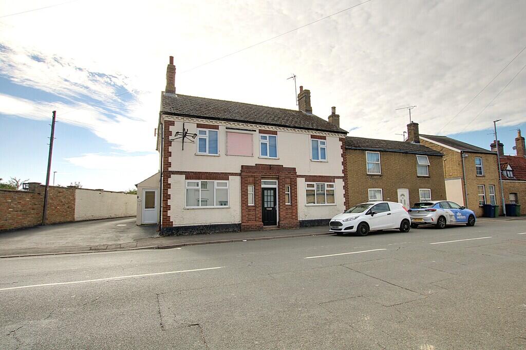 Main image of property: High Street, Chatteris