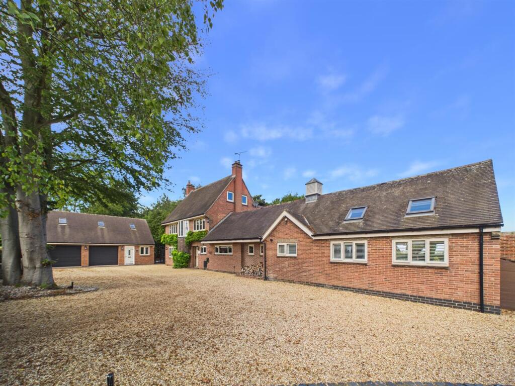 Main image of property: Pippin Heath, Kings Newton Lane, Melbourne, DE73