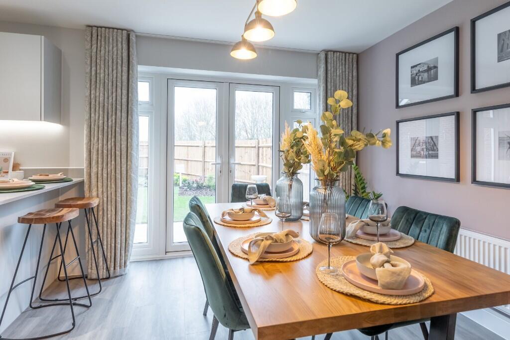 Main image of property: Ravengar Grove,
Rayleigh,
Essex,
SS6 9XS
