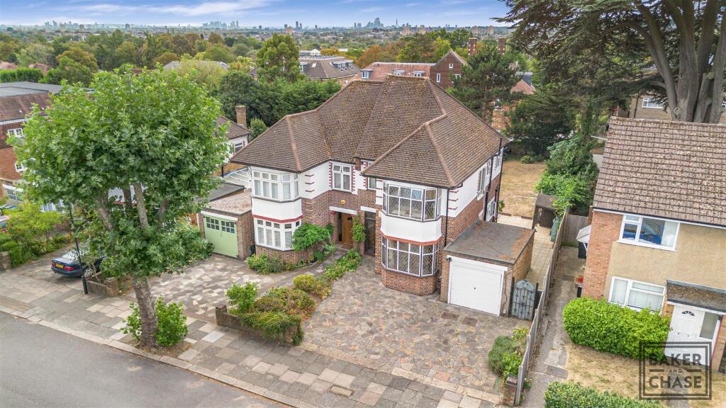 Main image of property: Conway Road, London, N14