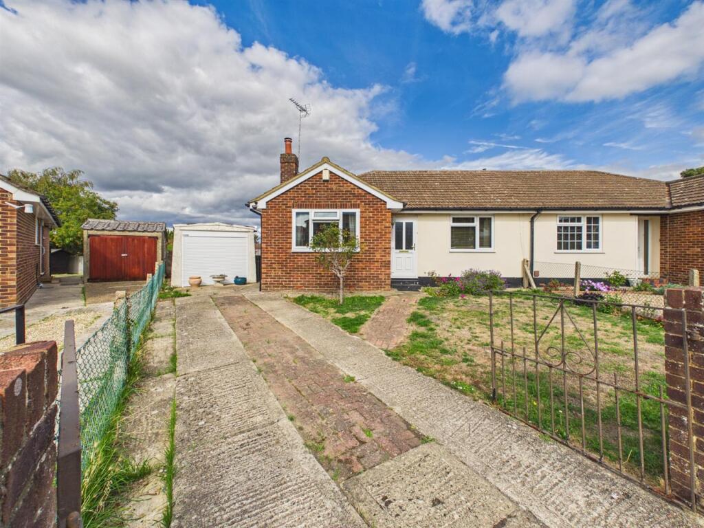 Main image of property: Pikeshaw Way, Tilehurst, Reading