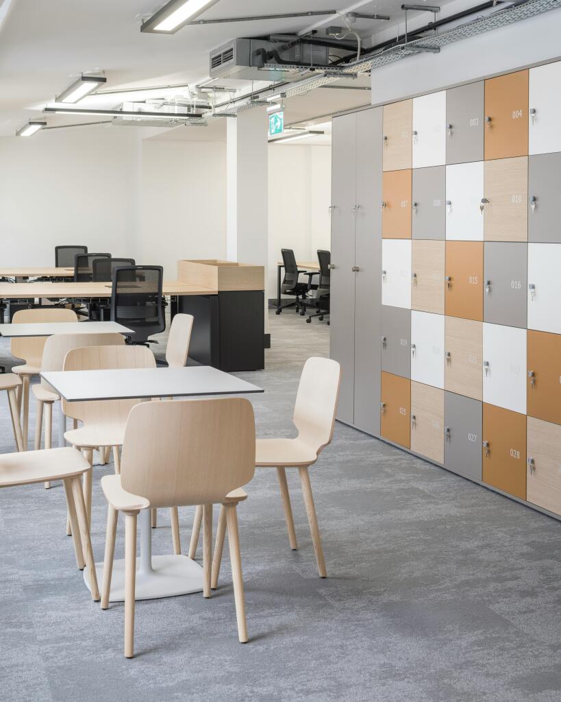 5th Floor Breakout Space