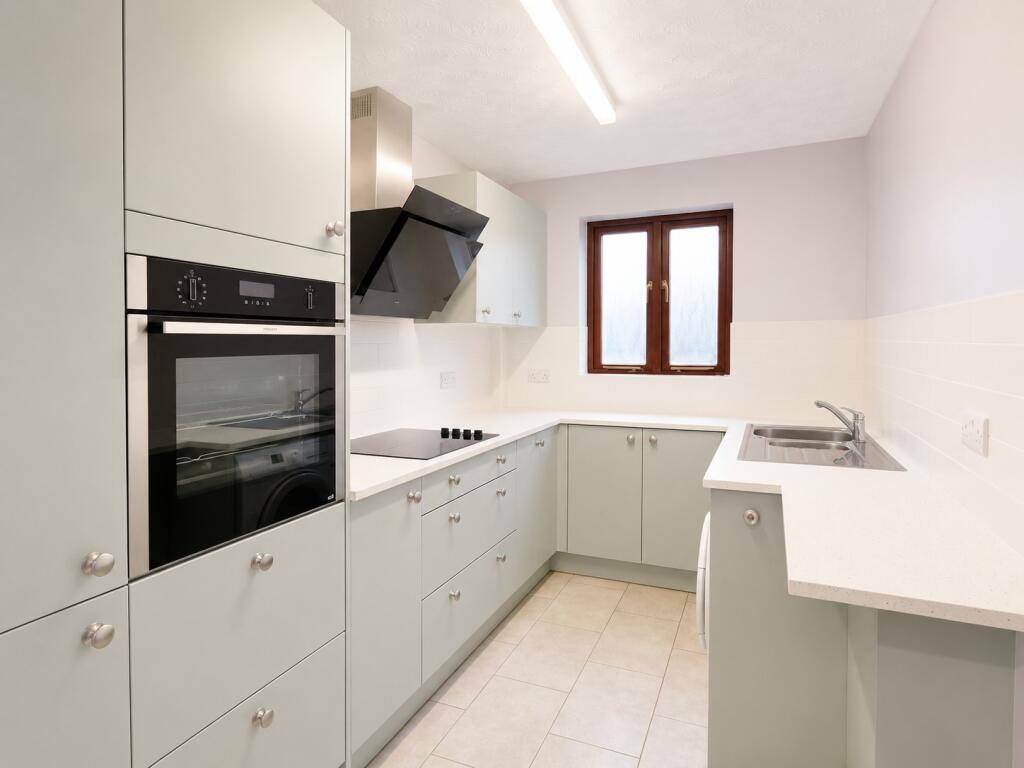 Main image of property: Park View Road, Berkhamsted, Hertfordshire, HP4