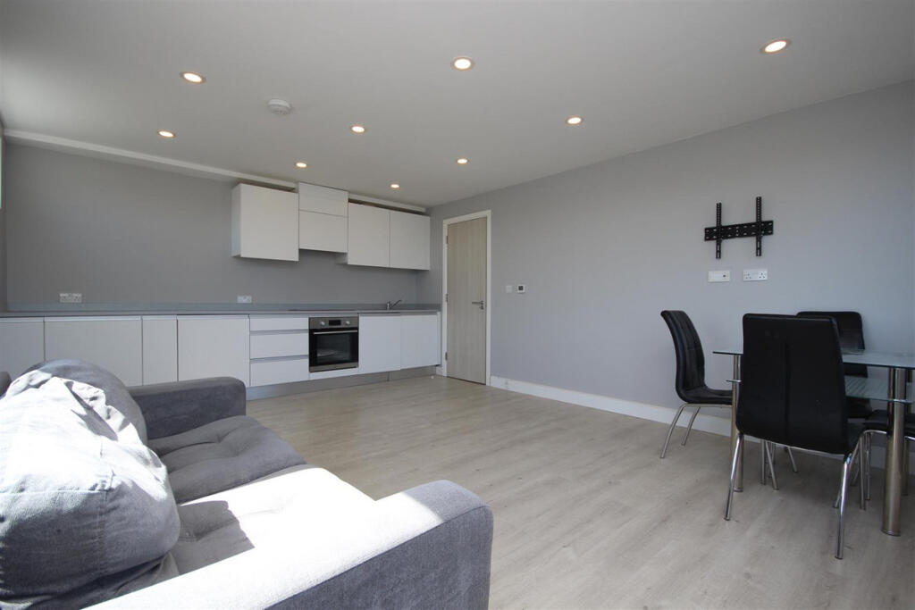 Main image of property: Neasden Lane, London, NW10 1