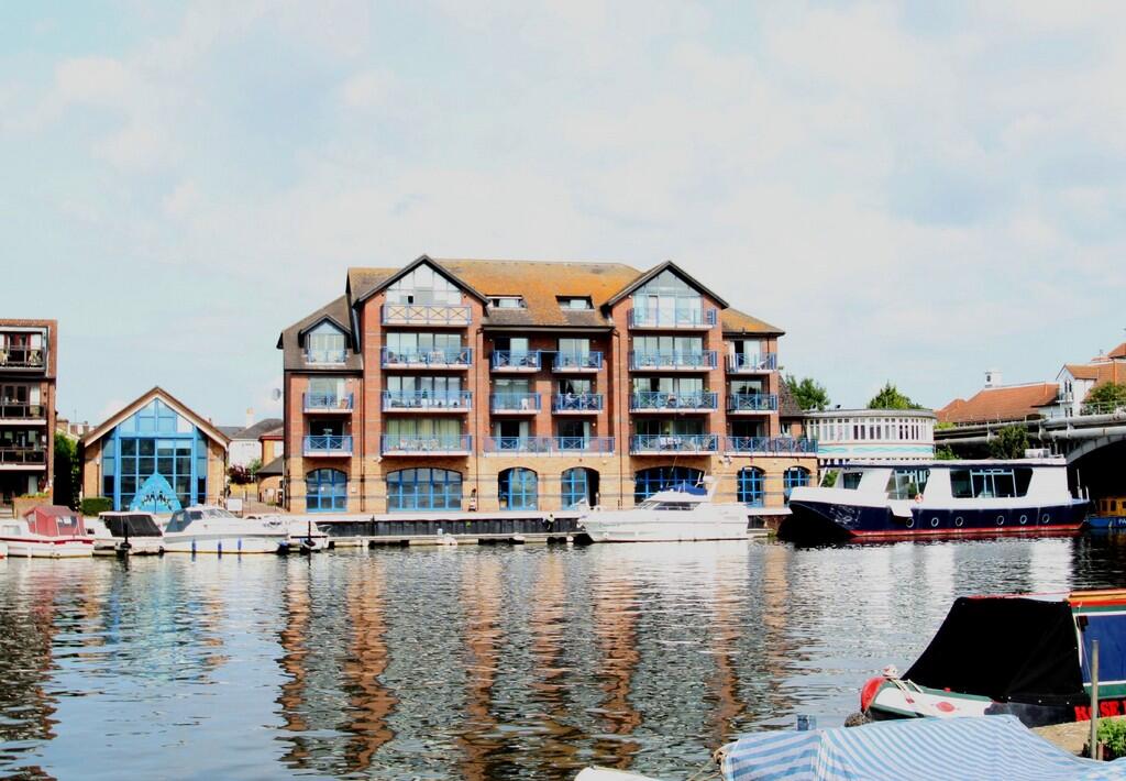 Main image of property: Becketts Place